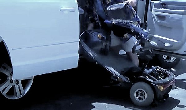 Lifting Front End Of An ECV Into A Van