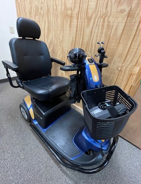 Image of my Pride Mobility Victory 10 Mobility Scooter